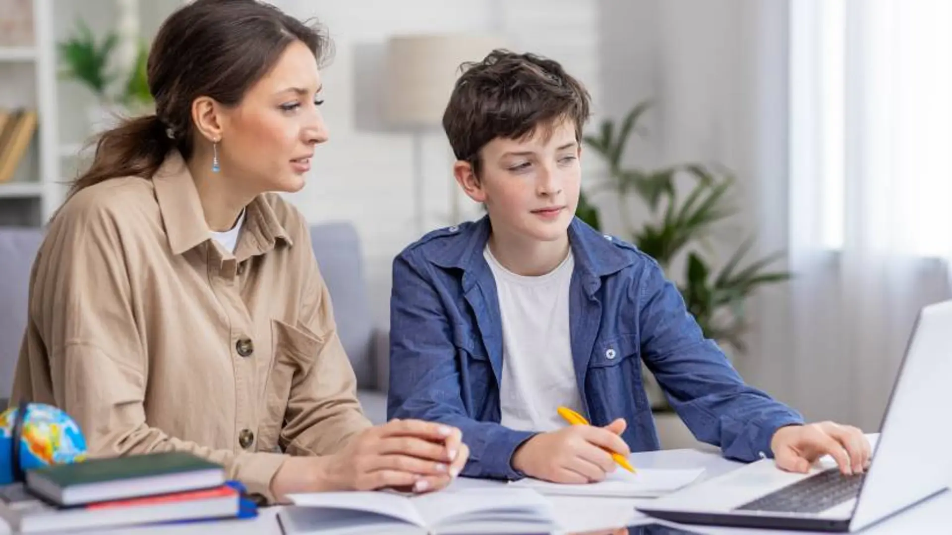 Relaible and Dedicated Home Tutor in DHA Phase 5 Islamabad Female Home Tutor in DHA Phase 5 Islamabad